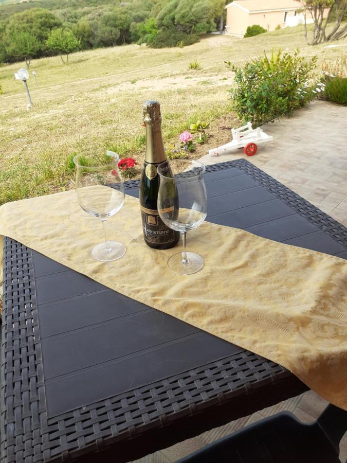 Agriturismo Gli Olivastri, Appartamento La Rosa Dei Venti Con Piscina E Solarium , Vista Mare ,Climatizzatore ,Wifi Альєнту Екстер'єр фото